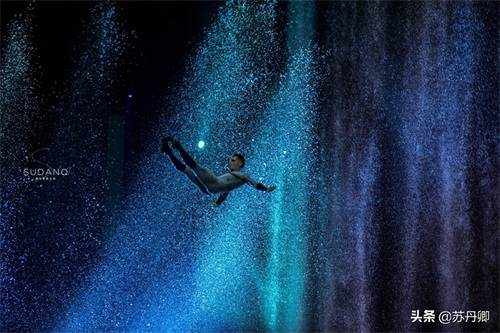 外国人指导中国文化，武汉《汉秀》怎么样？一张门票最贵2699元