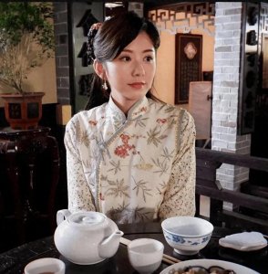 ​TVB小花庆祝结婚一周年，老公是上海富二代，坦言随时会复出