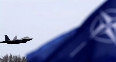 ​惨！挪威军舰撞上商船，短短6天，完全沉没变成“潜艇”！