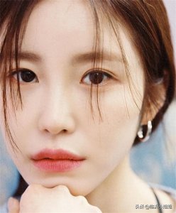 ​全孝盛，性感靓丽的动人美女，出众美貌，优雅气质，让人羡慕