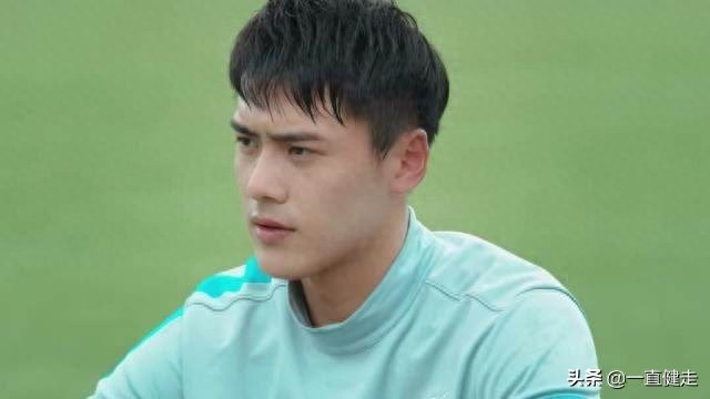 科幻网络剧——《同学两亿岁》