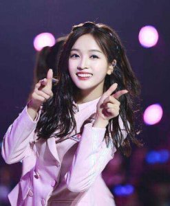 ​吴宣仪撞脸沈月？电影《初恋的滋味》令人难以接受