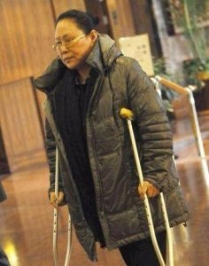 ​斯琴高娃娃多少岁死的(67岁斯琴高娃身患“不死的癌症”)