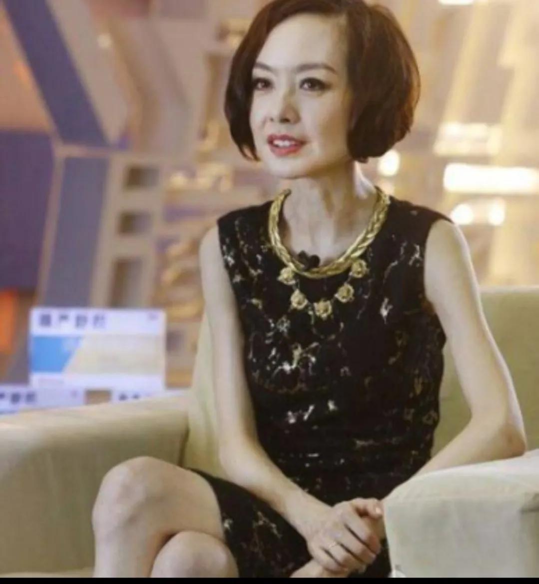 陈鲁豫瘦得皮包骨