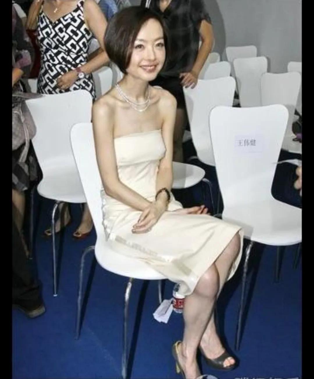 陈鲁豫瘦得皮包骨