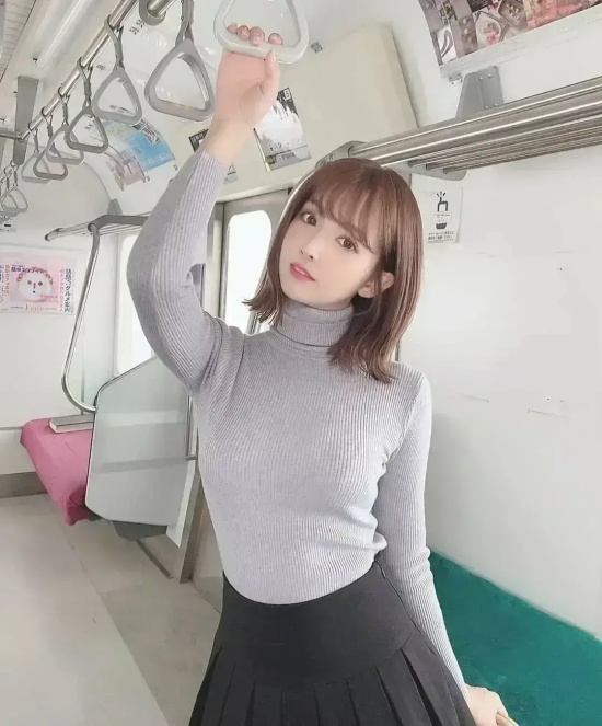 岛国女演员明日花绮罗写真分享,永不磨灭的番号!