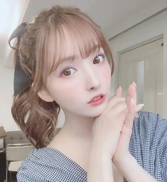 岛国女演员明日花绮罗写真分享,永不磨灭的番号!