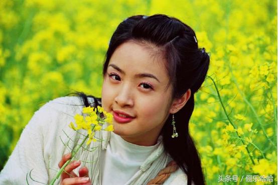 林依晨：仙剑四美，胡歌的偶像，她从不游戏人生，生活却曾戏弄她