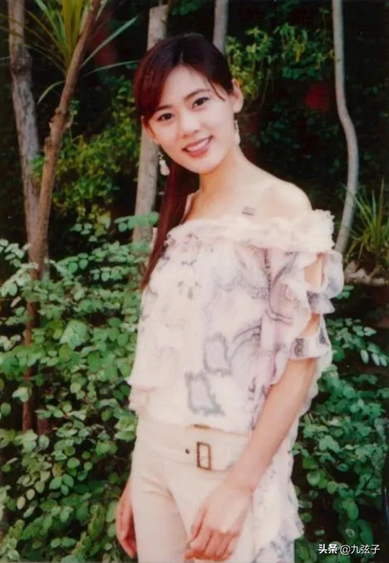 被原生家庭伤害过的女人秋瓷炫，对待爱情的态度有多执着？