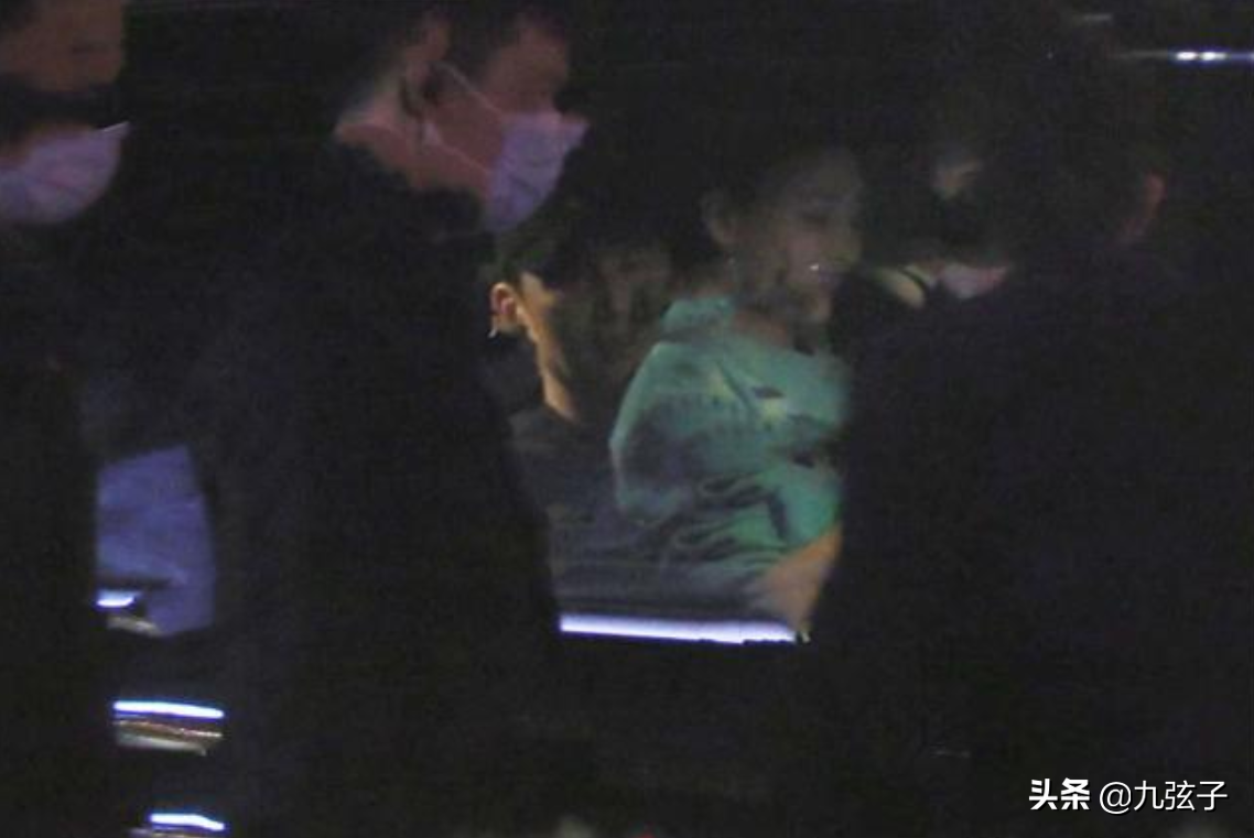 被原生家庭伤害过的女人秋瓷炫，对待爱情的态度有多执着？