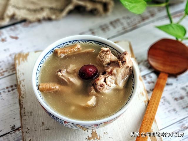 广东家常煲汤500例广东最出名靓汤（过年易燥多给家人煲汤）(29)