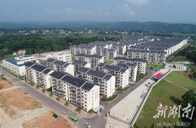 决战决胜脱贫攻坚山海相牵（走向胜利决战决胜市州巡礼）(6)