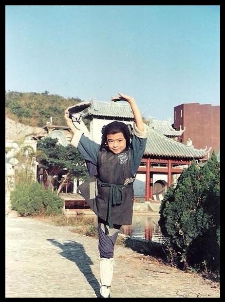 李小龙和泰拳王经典格斗场面（李小龙收做干儿）(8)