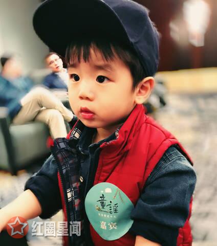 快女黄英的老公曹帅是富豪吗? 黄英老公曹帅个人简历