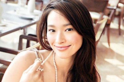 ​吴佩慈老公纪晓波是谁 吴佩慈入住了王子的“宫殿”