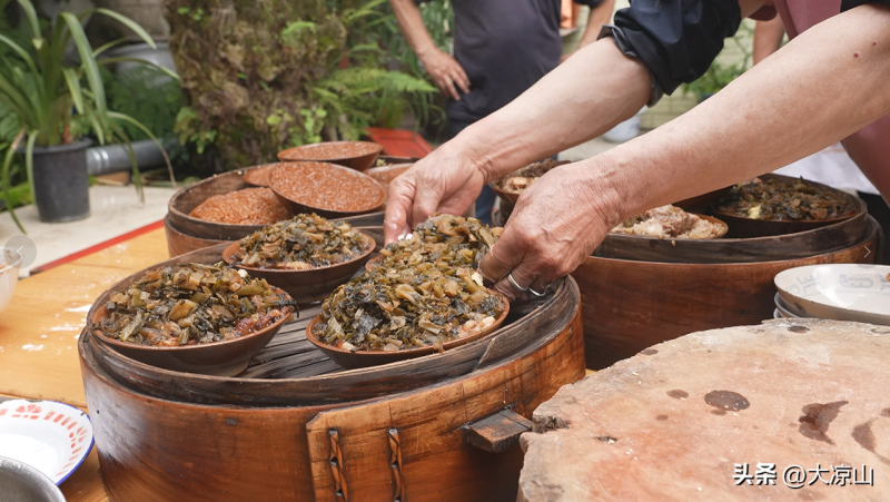 九大碗(越西九大碗习俗)