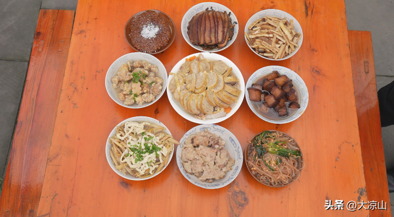 九大碗(越西九大碗习俗)