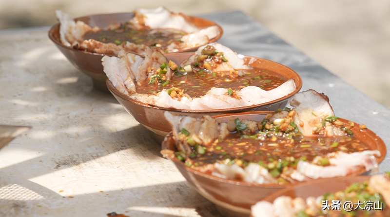 九大碗(越西九大碗习俗)