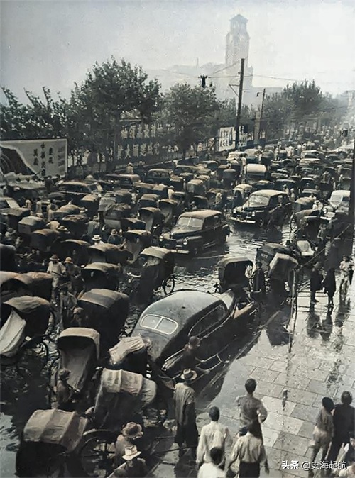 民国时的重要客运工具——黄包车,老照片带你看看老上海的黄包车