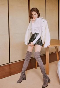 ​惊艳到了你吗？这九个穿长筒靴的小姐姐，真实很倾城