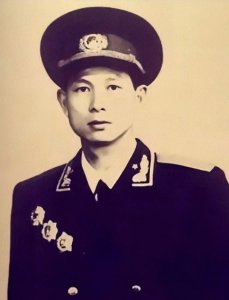 ​1955年授予的开国少将，目前仅有1位健在