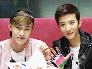 走反串路线的卢卓,男女扮相惊为天人