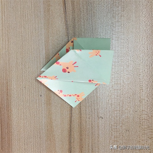 创意纸艺手工教程——「折纸」用纸折一顶乌纱帽