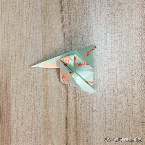 创意纸艺手工教程——「折纸」用纸折一顶乌纱帽