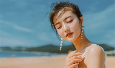 日常10个拍照姿势，简单摆拍，就能拍出自然好看照片