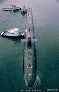 ​美国“俄亥俄”级战略核潜艇、排水量高达18750吨