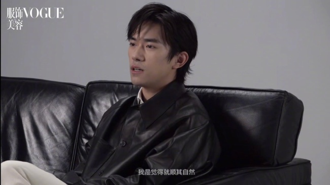 蜕变！易烊千玺VOGUE采访自己