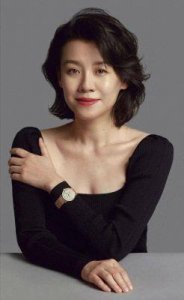 ​殷桃新剧状态似少女，展示中年女演员自律，待播剧备受期待